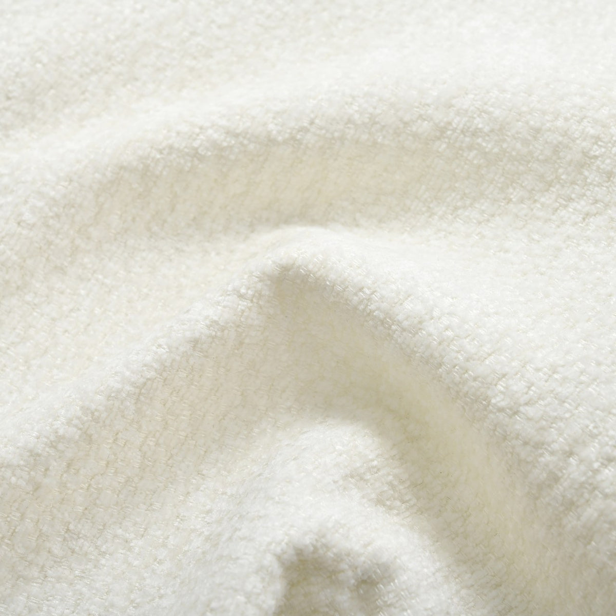 Détail de la chenille beige d’Albane