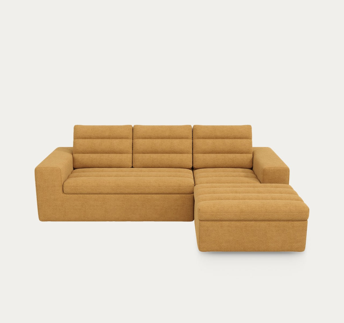 Safran en Jaune moutarde, canapé d’angle avec pouf, sur fond clair