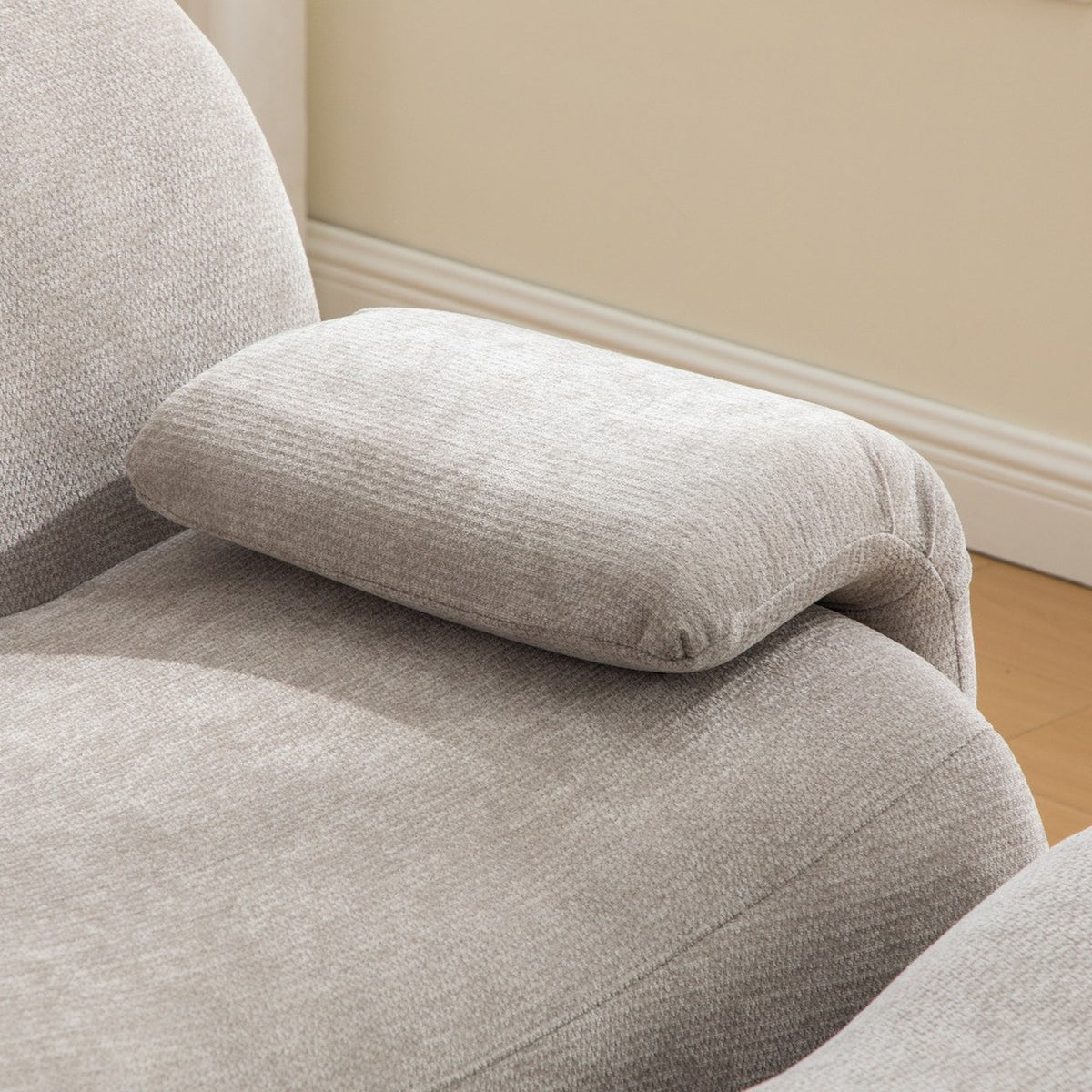 Détail du coussin de Nuée, Gris taupe