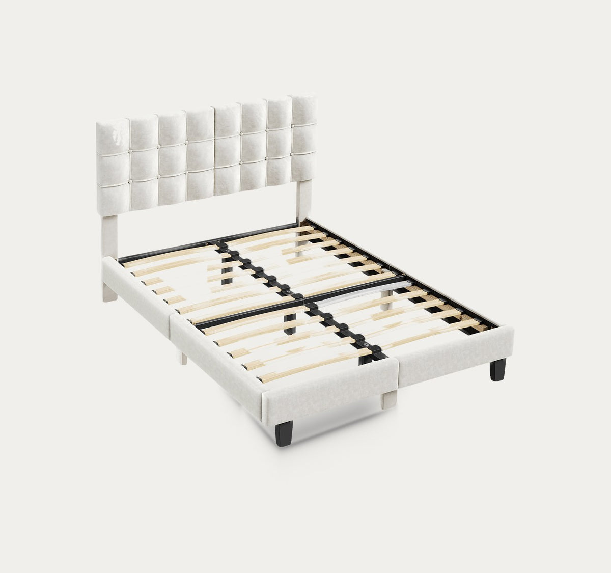 Le sommier à lattes de Brume, sans matelas, sur fond clair