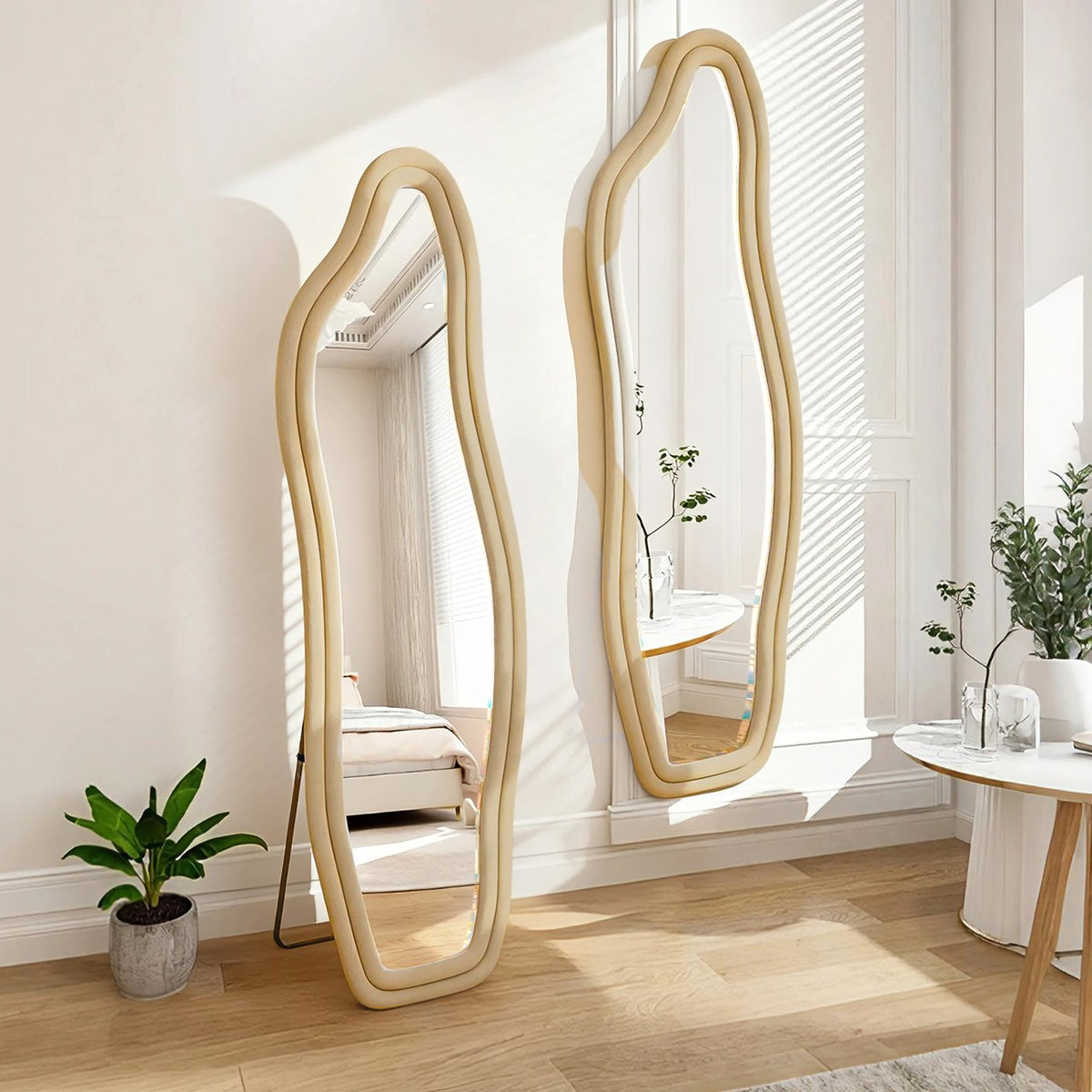 Deux miroirs Mirage Sable blond côte à côte